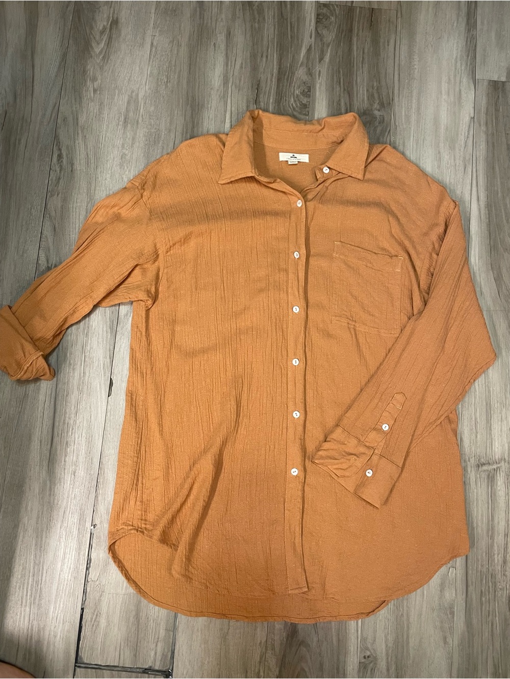 Lightweight Button-Up Shirt - Casual Long Sleeve